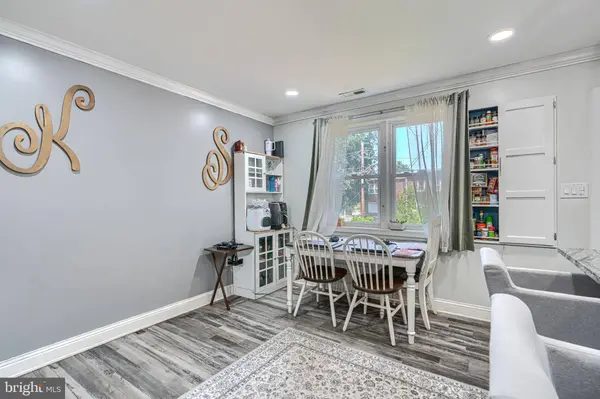 821 WICKLOW RD, Baltimore, MD 21229