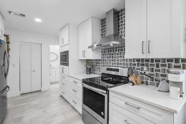 5836 FOREST GROVE DR #3, Boynton Beach, FL 33437