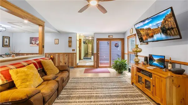 1308 Bunny TRL, Winston-salem, NC 27105
