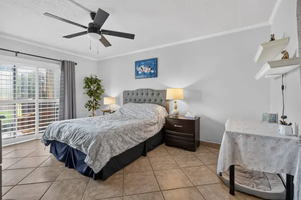 1036 US Highway 1 #121, North Palm Beach, FL 33408