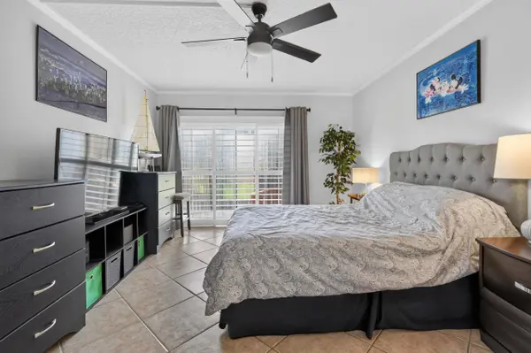 1036 US Highway 1 #121, North Palm Beach, FL 33408