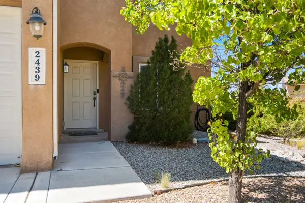 2439 Camino Catalonia SE, Rio Rancho, NM 87124