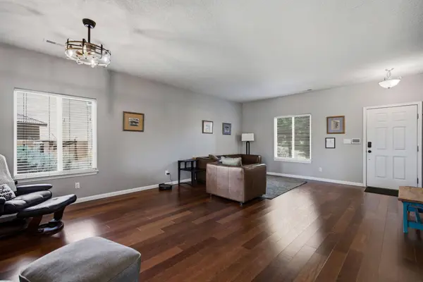 2439 Camino Catalonia SE, Rio Rancho, NM 87124