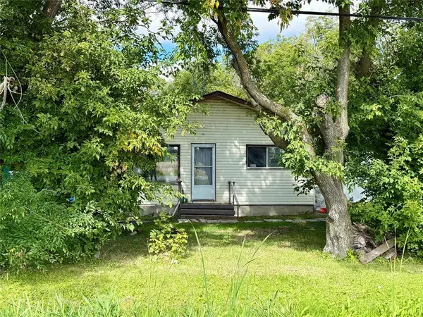 7542 Henderson HWY, Lockport, MB R1B 1A1