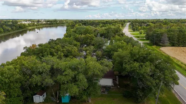 7542 Henderson HWY, Lockport, MB R1B 1A1
