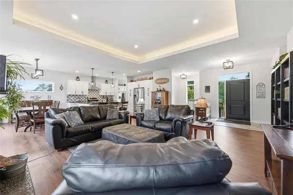 454 Landerville RD, Lac Du Bonnet Rm, MB R0E 1A0