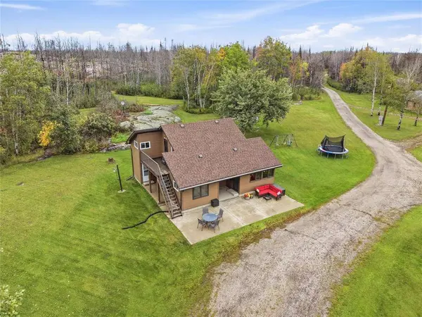 50 Newcombe RD, Lac Du Bonnet Rm, MB R0E 1A0