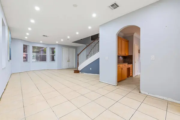 4904 SW 164th AVE, Miramar, FL 33027