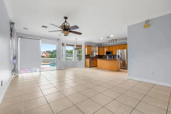 4904 SW 164th AVE, Miramar, FL 33027
