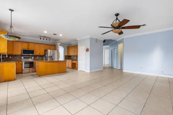 4904 SW 164th AVE, Miramar, FL 33027