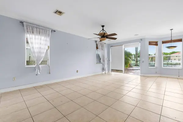 4904 SW 164th AVE, Miramar, FL 33027