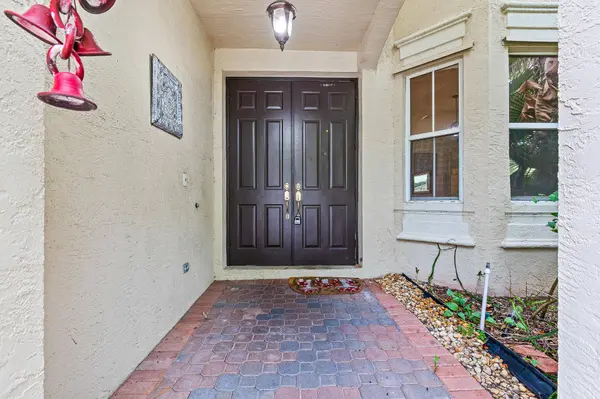 4904 SW 164th AVE, Miramar, FL 33027