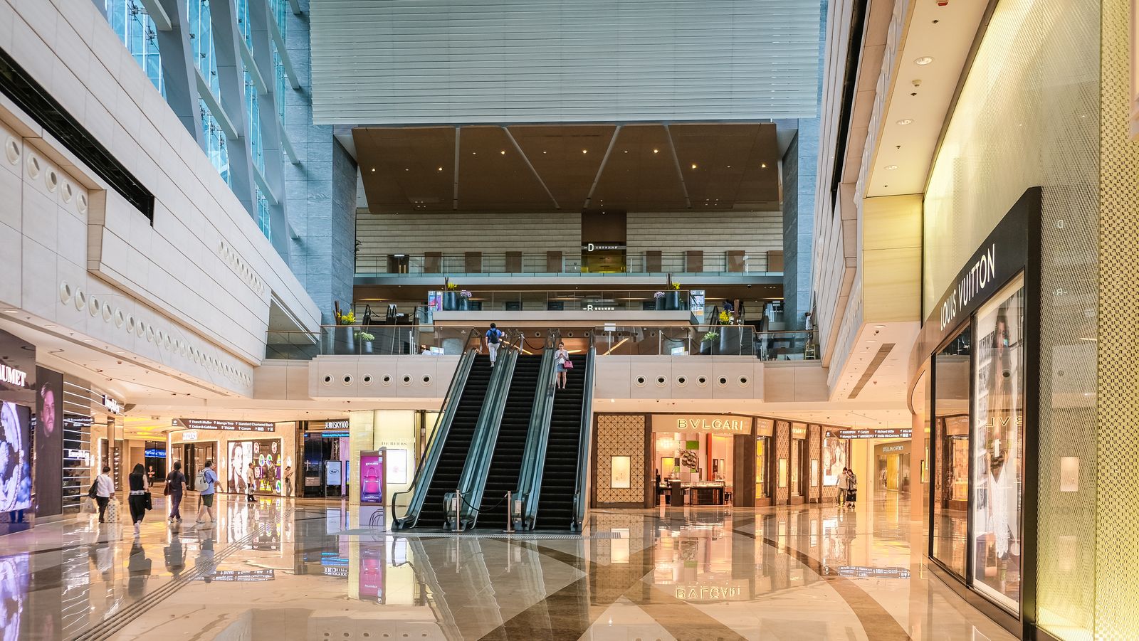 Dr. Phillips, Florida — Shopping