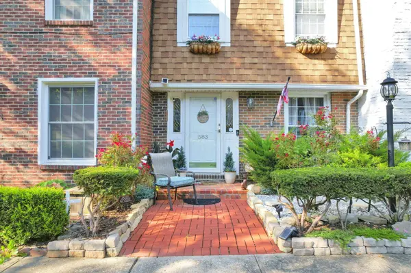583 Simbury Street, Columbus, OH 43228