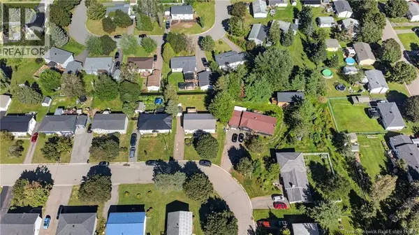 22 Pembroke Crescent, Riverview, NB E1B3Z8