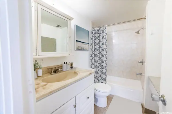 1941 Church LN #206, Honolulu, HI 96826