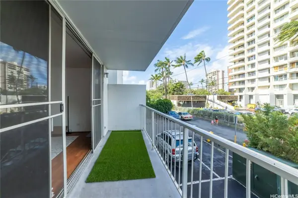 1941 Church LN #206, Honolulu, HI 96826