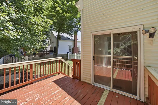 15232 LARKSPUR LN, Dumfries, VA 22025