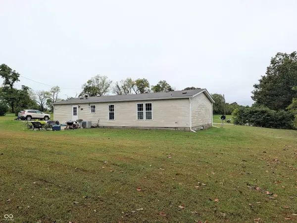 7225 S Burch RD, Bloomington, IN 47403