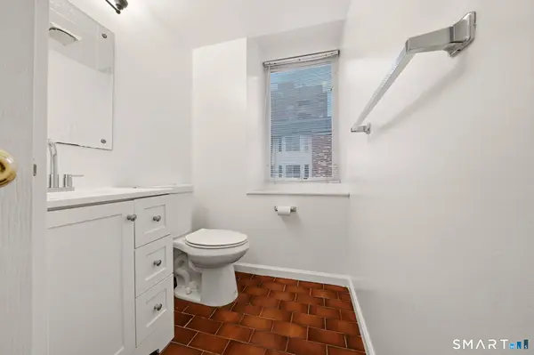 1611 Washington Boulevard #35, Stamford, CT 06902