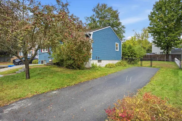 77 Coburn ST, Manchester, NH 03102