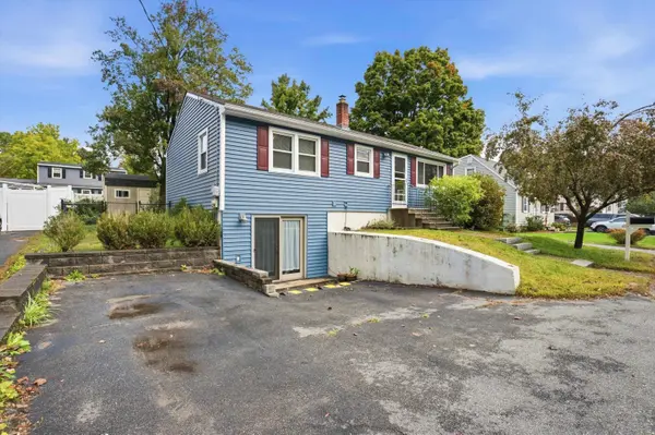 77 Coburn ST, Manchester, NH 03102