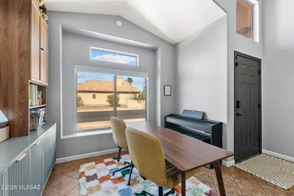 6441 W Wenden Way, Tucson, AZ 85743