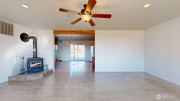 1073 Old Hwy 97, Brewster, WA 98812