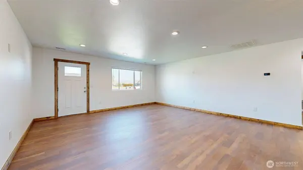 707 Petra CT, Omak, WA 98841