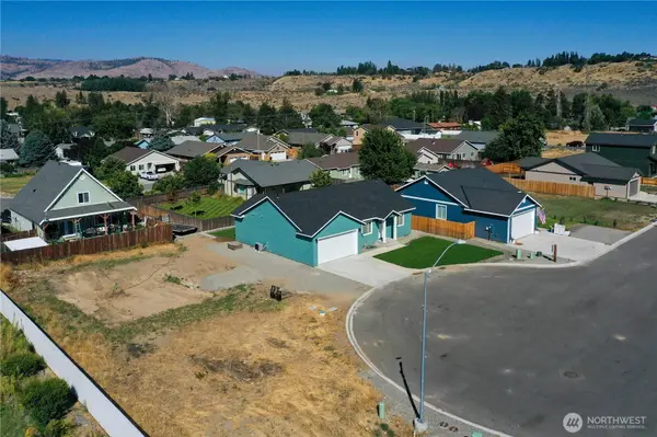707 Petra CT, Omak, WA 98841
