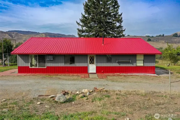 66 State Frontage RD S, Tonasket, WA 98855