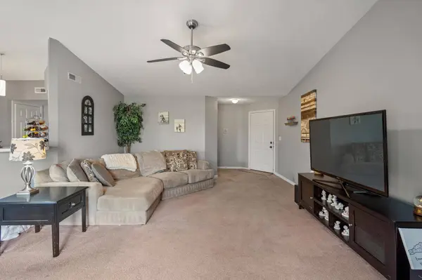 301 Spyglass Court #302, Wilder, KY 41076