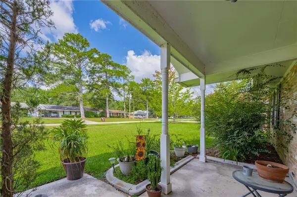 1047 MARIS STELLA ST, Slidell, LA 70460
