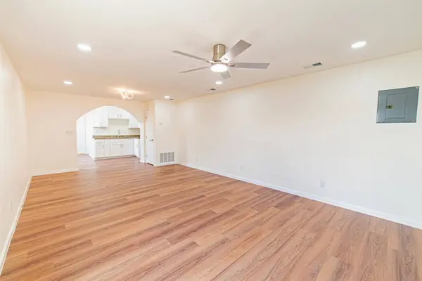 2218 Burnside St, Laredo, TX 78040