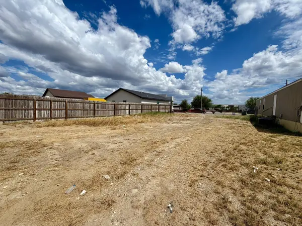 380 Riverhill Loop, Laredo, TX 78046