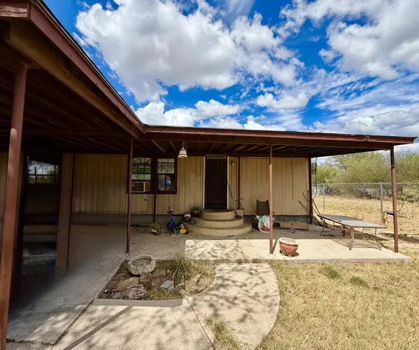 1552 Orquidia Ln, Rio Bravo, TX 78046