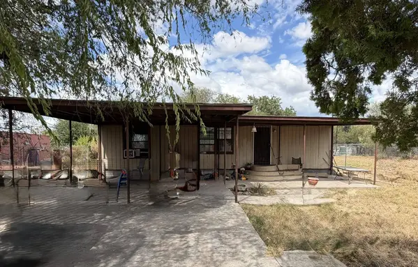 1552 Orquidia Ln