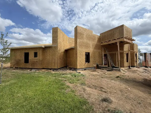 2412 Durazno Ct, Laredo, TX 78046