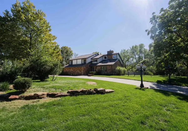 13501 W Rolling Hills St, Wichita, KS 67235