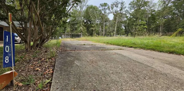 108 Meadow Lane, Fairfield Bay, AR 72088