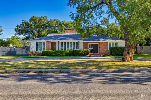 2501 Live Oak ST