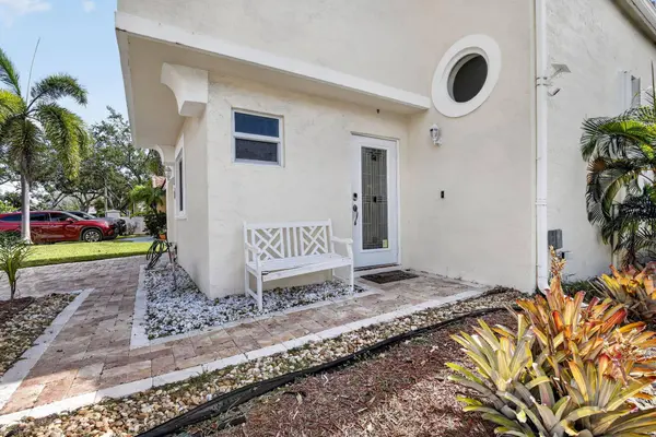 1306 SE 5th CT, Dania Beach, FL 33004