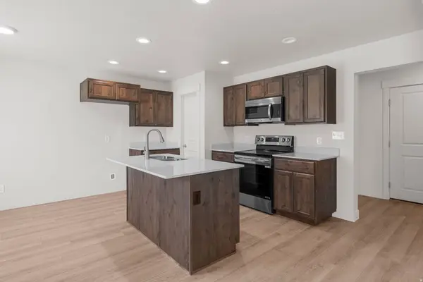 4015 S WOODLAND AVE W #MV 325, Mapleton, UT 84664