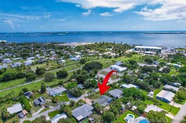 2288 NE PATRICIAN ST, Jensen Beach, FL 34957