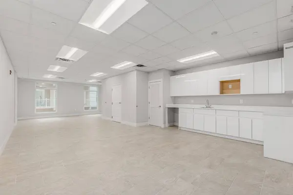 41 SW Seminole ST #210, Stuart, FL 34994