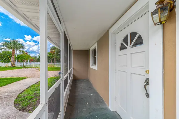 925 SE OSCEOLA ST, Stuart, FL 34994