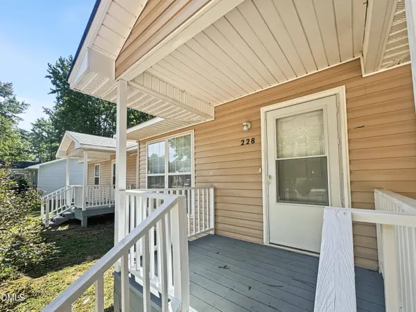 228 Crozier ST, Henderson, NC 27536