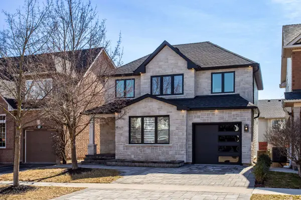 5940 Blue Spruce AVE, Burlington, ON L7L 6T2