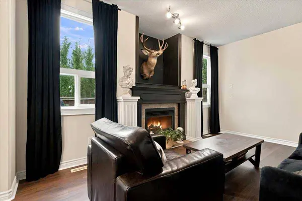 11309 81 AVE, Grande Prairie, AB T8W0A4