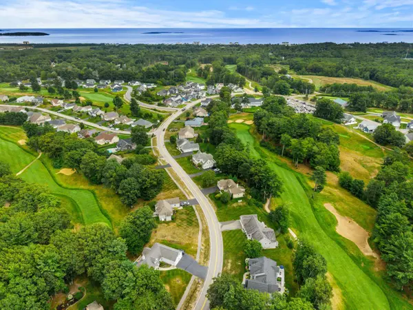 85 Wild Dunes WAY, Old Orchard Beach, ME 04064